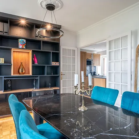 Le Classe 3 Etoiles Vue Chateau & Potager דירה *