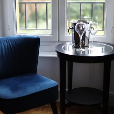 Le Classe 3 Etoiles Vue Chateau & Potager דירה